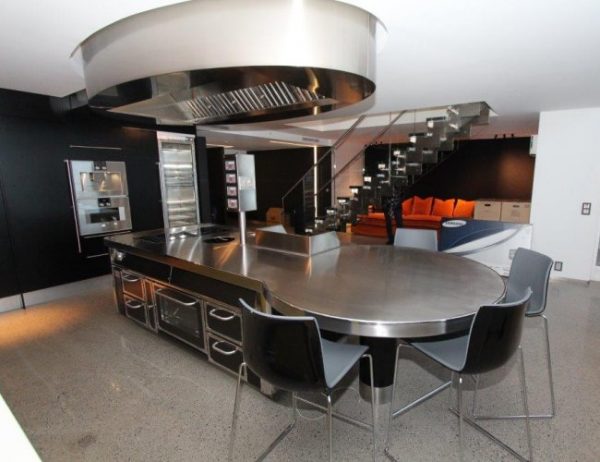 cappa-aspirazione-design-ovale-scuola-cucina-2-OK-600x462